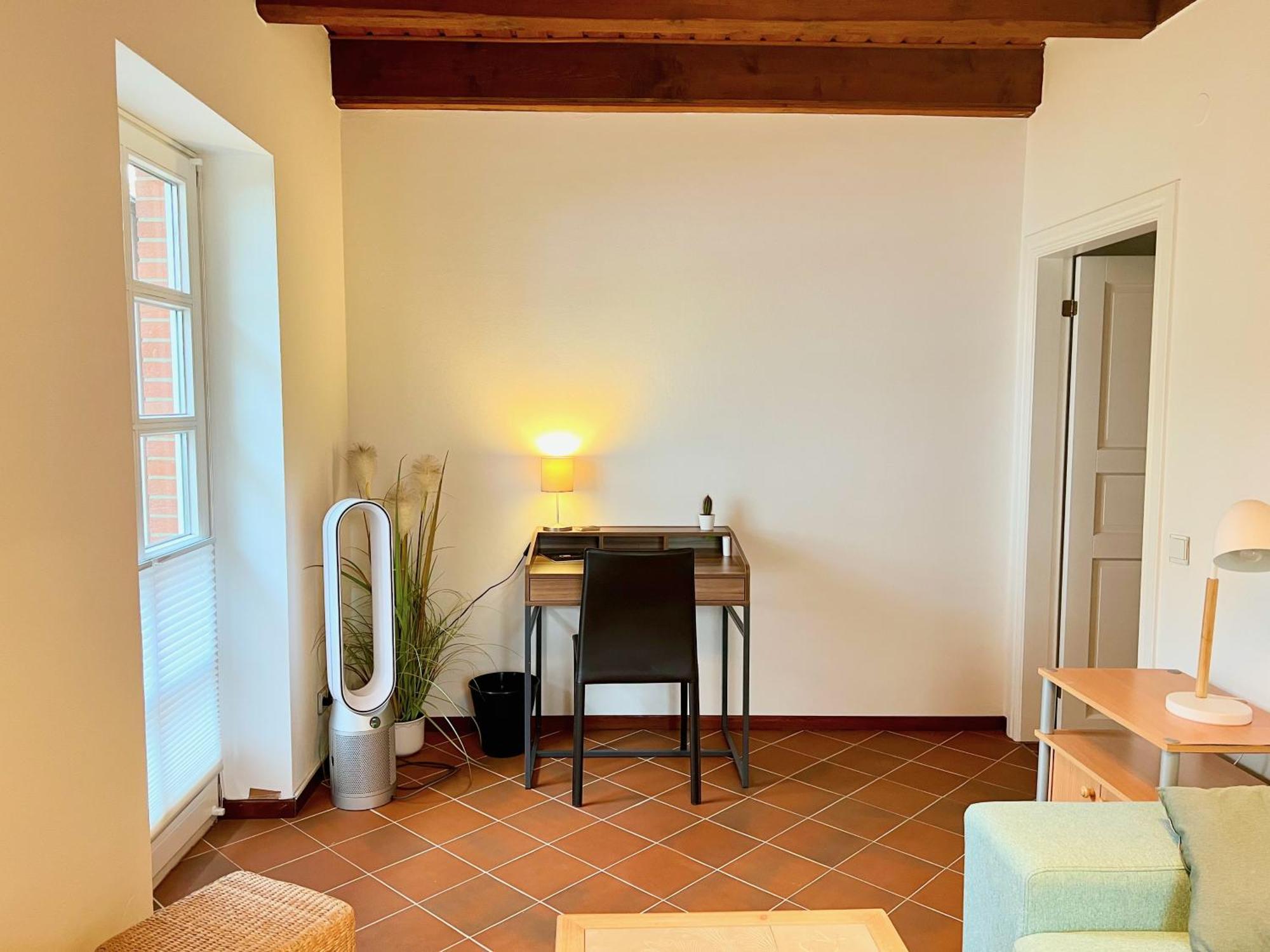 Apartment 2 Business Mit Terrasse